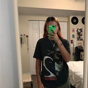 Tupac shirt